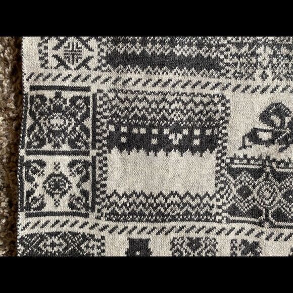 NWT Odd Molly Gray and White 2 Ply Scarf - Picture 2 of 6